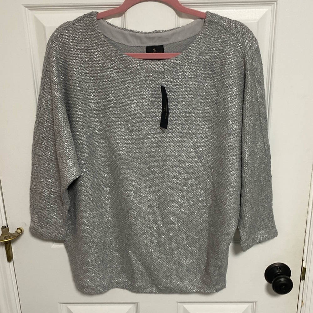 Worthington lightweight sweater size medium. New with tags. Never worn.
